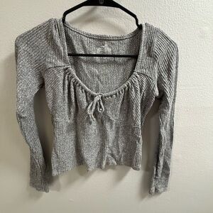Hollister Gray Ribbed Scoop-Neck Long Sleeve Top with Front Tie